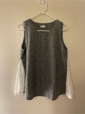 Sleeveless Gray Knit Top with White Sleeve Detail